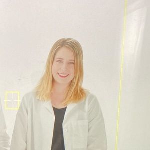 Meet your Posher, Claire